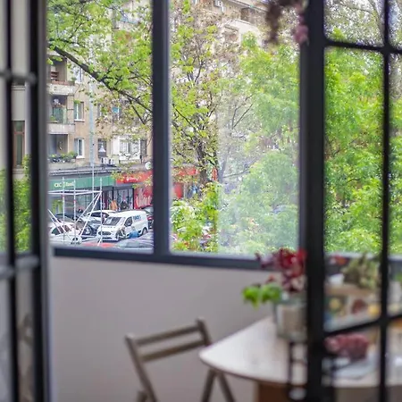 Chic 1br - Amzei Square *