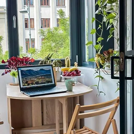 Chic 1br - Amzei Square Apartament Bucureşti