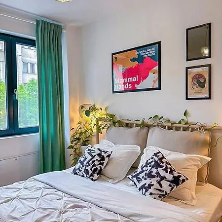 Chic 1br - Amzei Square *