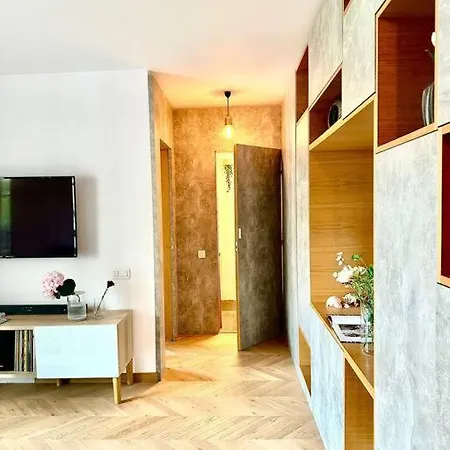 Chic 1br - Amzei Square * Βουκουρέστι