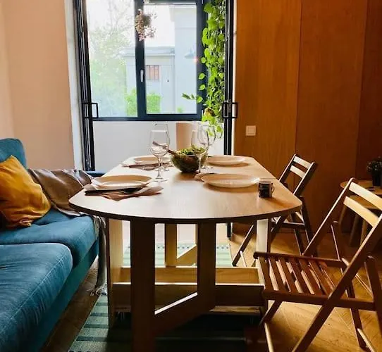 Chic 1br - Amzei Square Апартаменти Бухарест