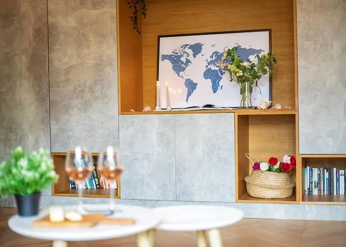 아파트 Chic 1br - Amzei Square *