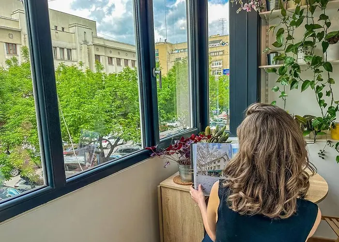 Chic 1br - Amzei Square 아파트 부쿠레슈티