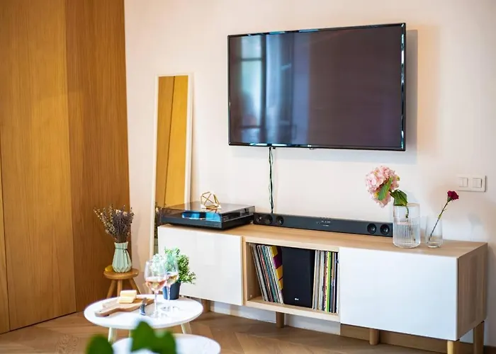 아파트 Chic 1br - Amzei Square 부쿠레슈티