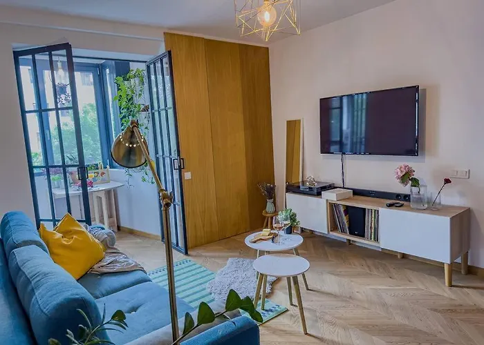 Chic 1br - Amzei Square Апартаменти Бухарест