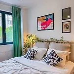 Chic 1br - Amzei Square *