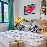 Chic 1br - Amzei Square Apartment