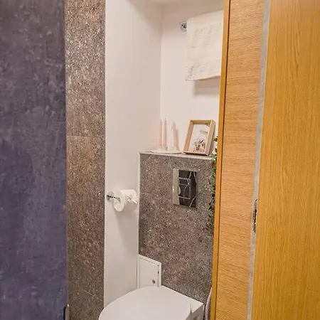 Chic 1br - Amzei Square *